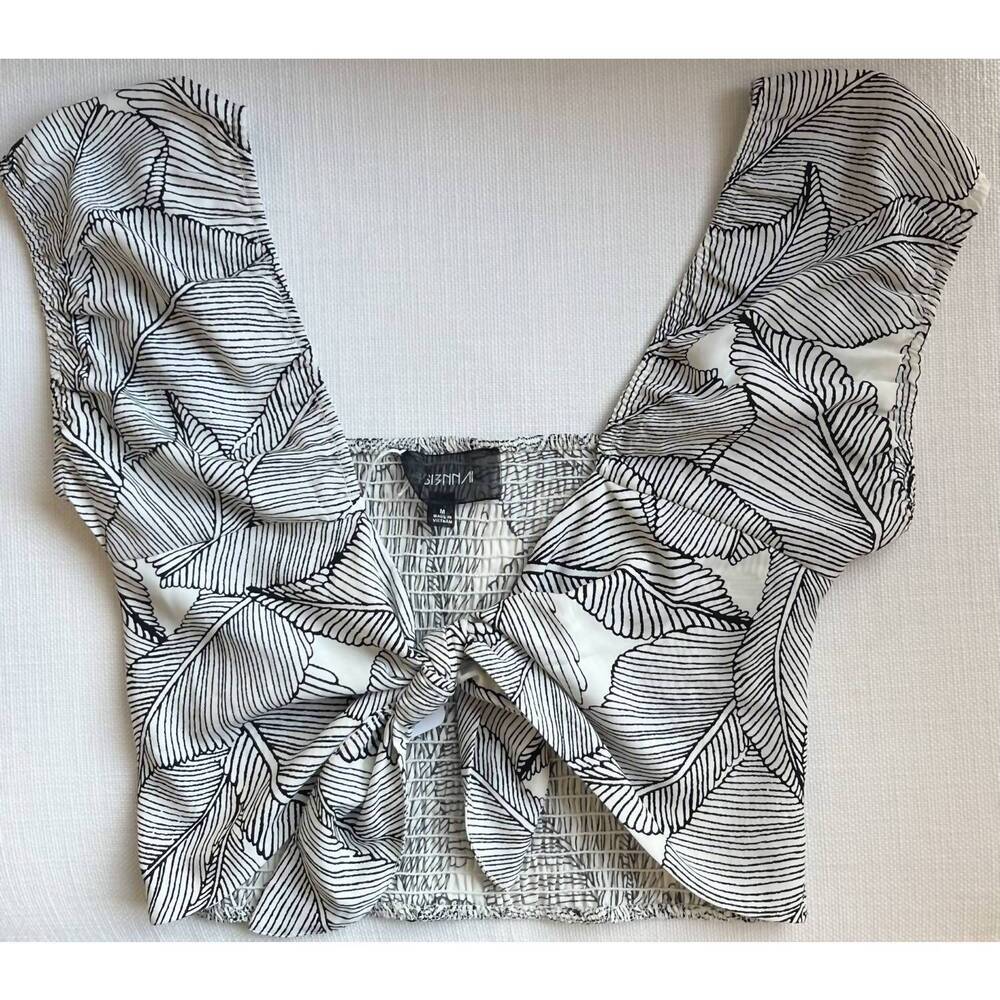 NEW SIENNA women's tropical leaf tie-up top in black & white pattern